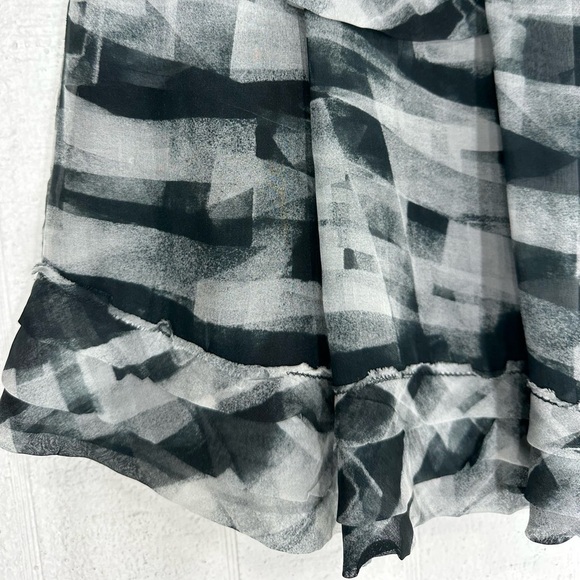 Theory black and white layered mini skirt size S\M - Picture 3 of 10